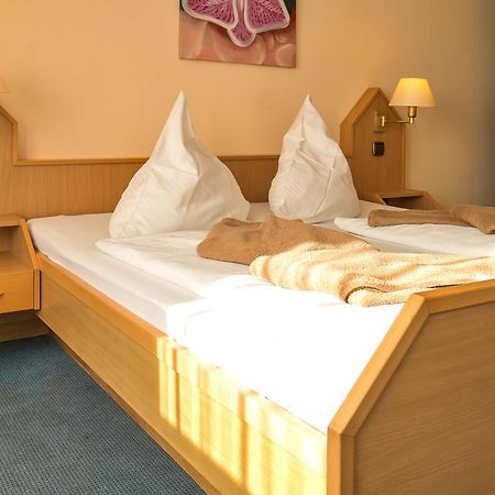 Hotel Zum Lieben Augustin Меерсбург Экстерьер фото