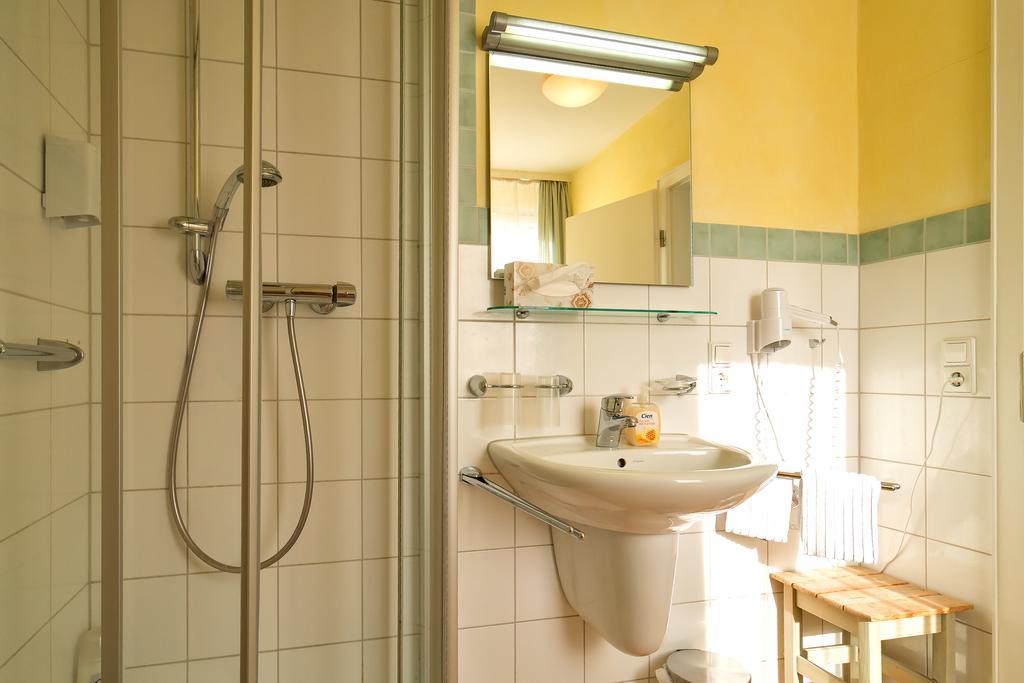 Hotel Zum Lieben Augustin Меерсбург Номер фото