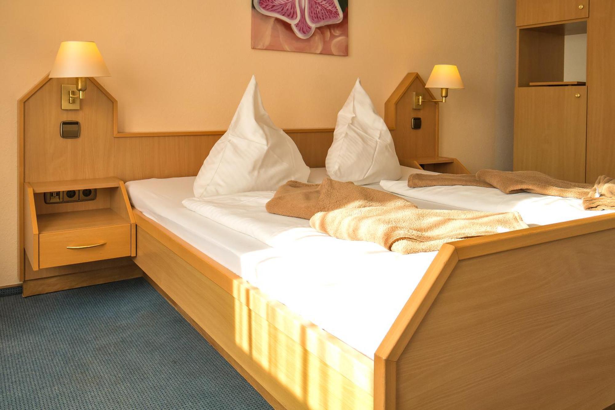 Hotel Zum Lieben Augustin Меерсбург Экстерьер фото
