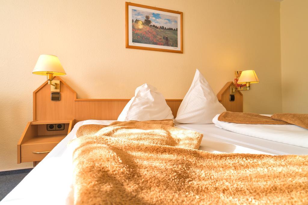 Hotel Zum Lieben Augustin Меерсбург Номер фото