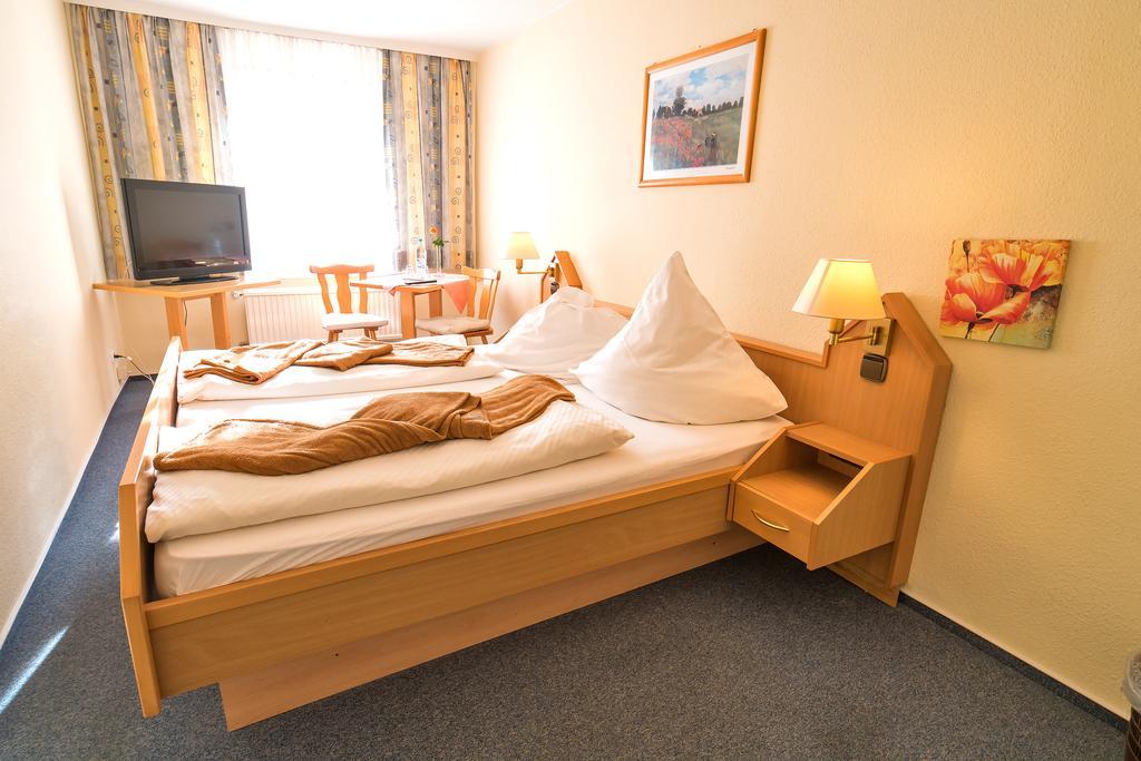 Hotel Zum Lieben Augustin Меерсбург Номер фото
