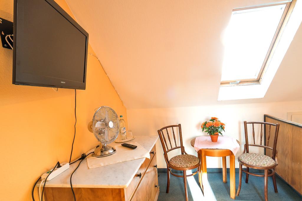 Hotel Zum Lieben Augustin Меерсбург Номер фото