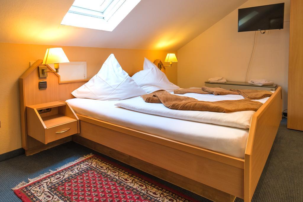 Hotel Zum Lieben Augustin Меерсбург Номер фото