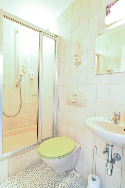 Hotel Zum Lieben Augustin Меерсбург Номер фото